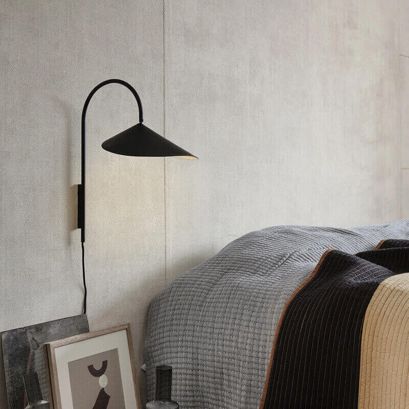 Swivel Steel Wall Light – Adjustable Minimalist Design