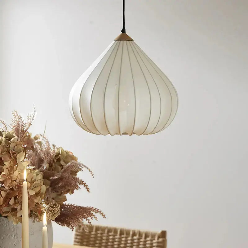 Retro Vintage Pendant Light – Japandi Art Deco Fabric Design with Soft Light