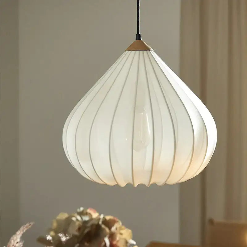 Retro Vintage Pendant Light – Japandi Art Deco Fabric Design with Soft Light
