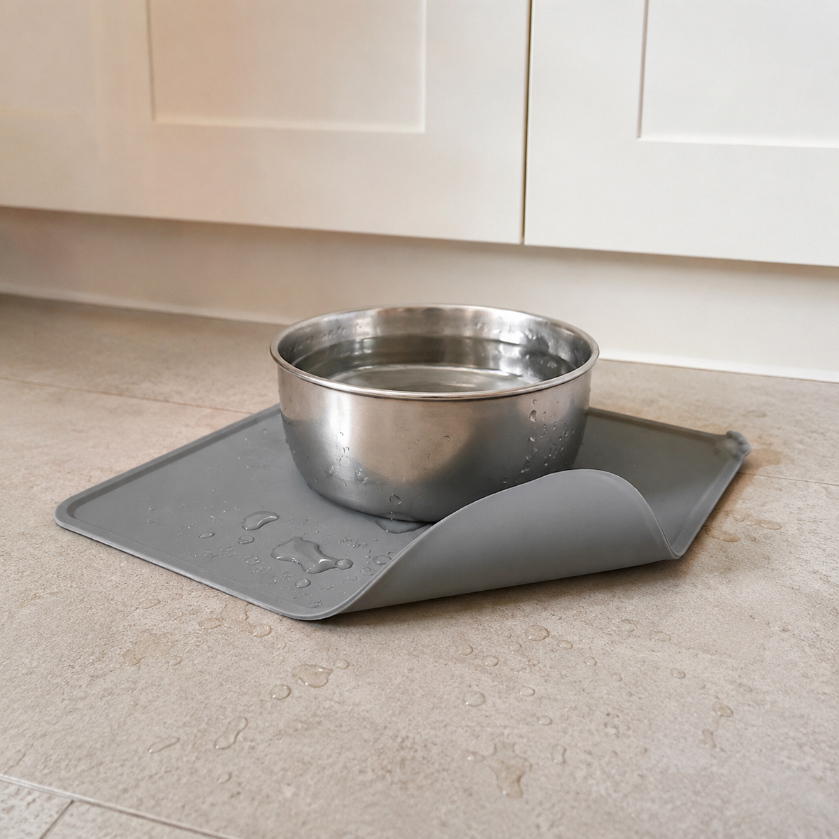 Silicone Anti-Splash Mat – Effective Protection Against Water Splashes