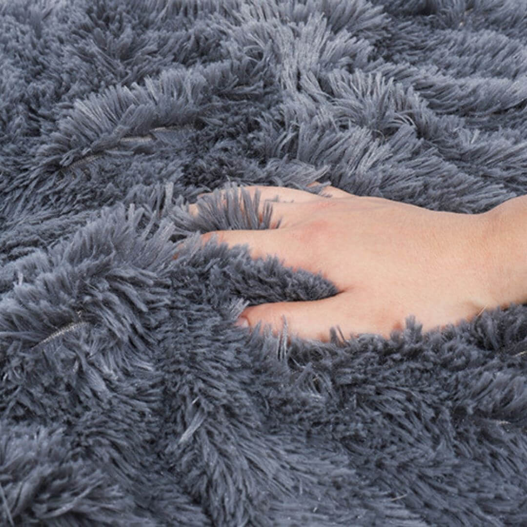 Soft Fluffy Pet Blanket for Anxiety Relief and Comfort