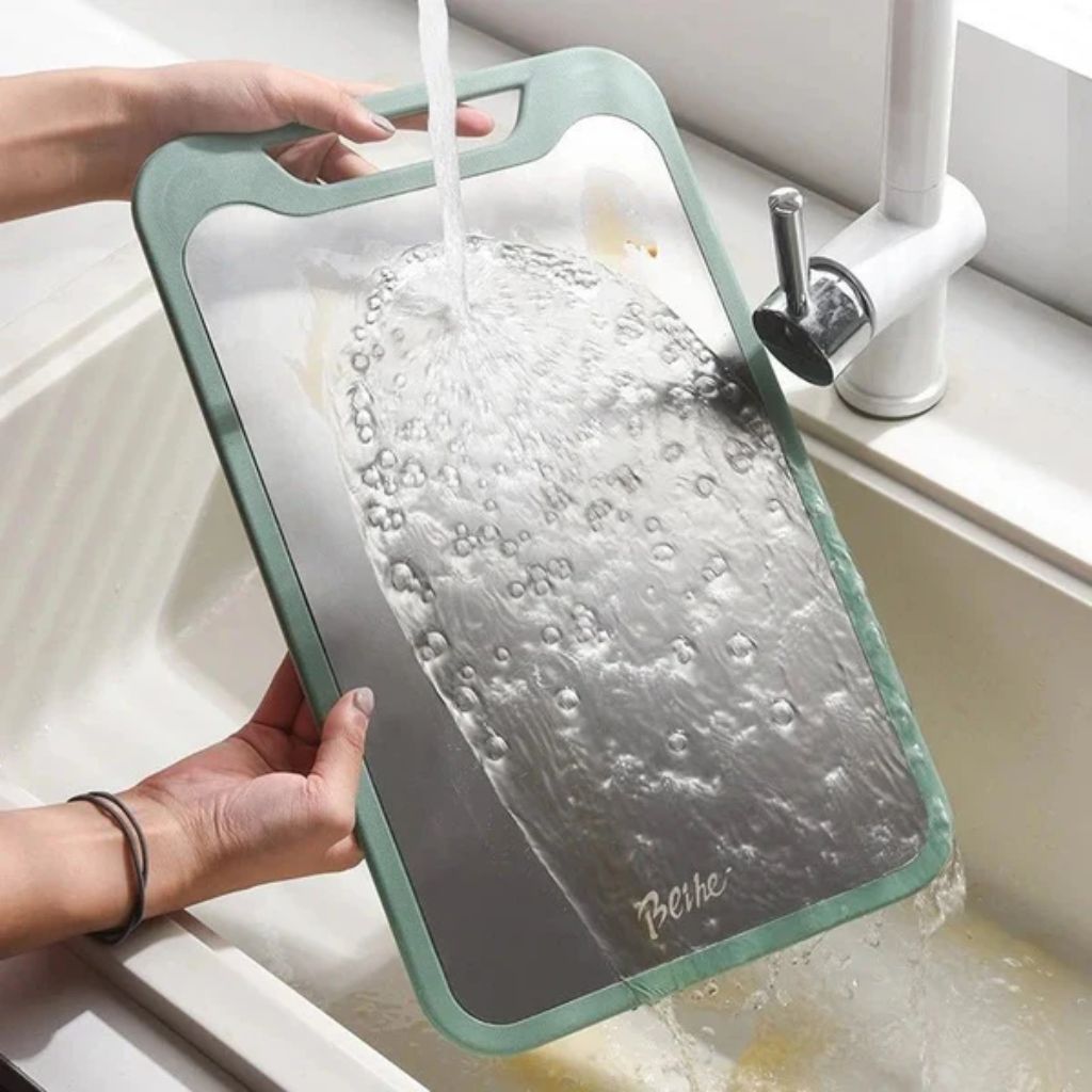Double-Sided Stainless Steel and PP Cutting Board – Juice Groove and Built-in Garlic Grinder