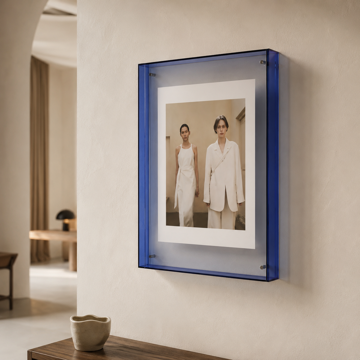 Clear Photo Frame – Modern Minimalist Design for Flexible Use