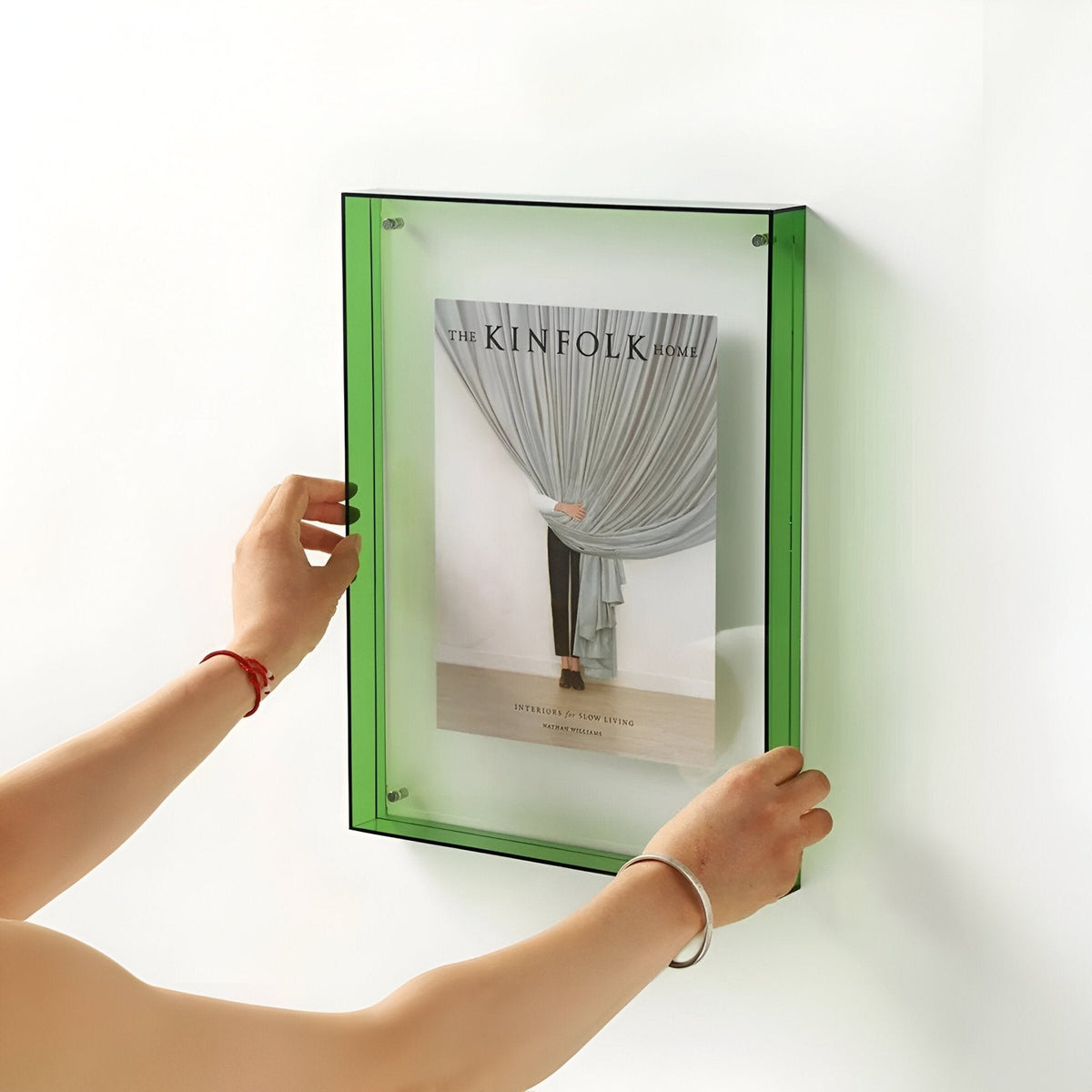 Clear Photo Frame – Modern Minimalist Design for Flexible Use