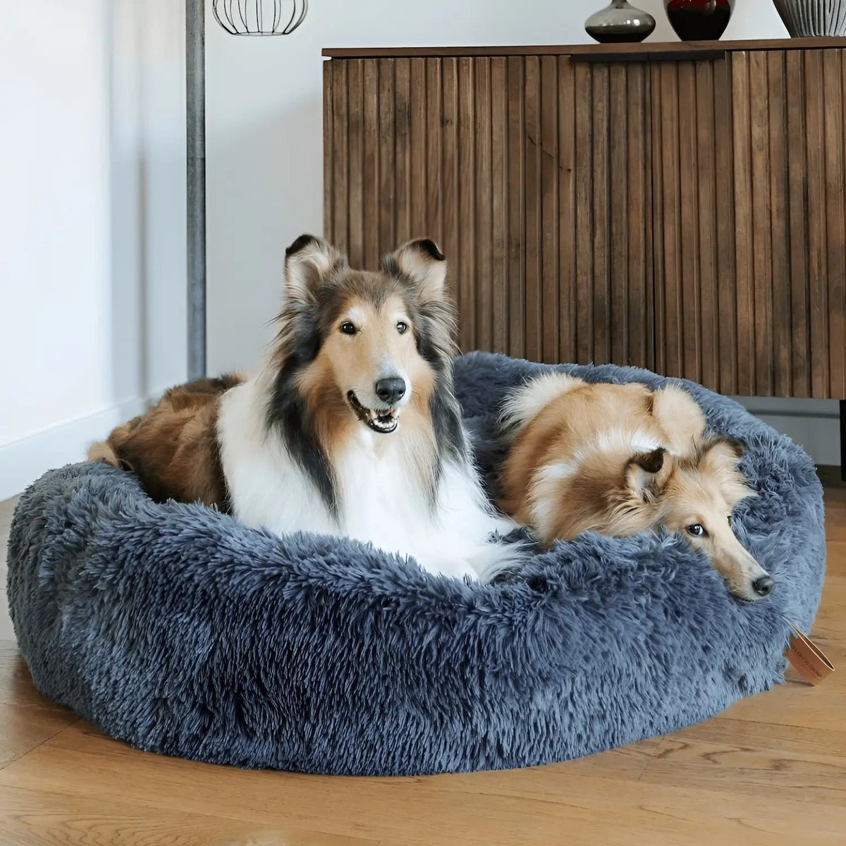 Anti-Anxiety Dog Bed – Comfort and Security for Dogs of All Sizes