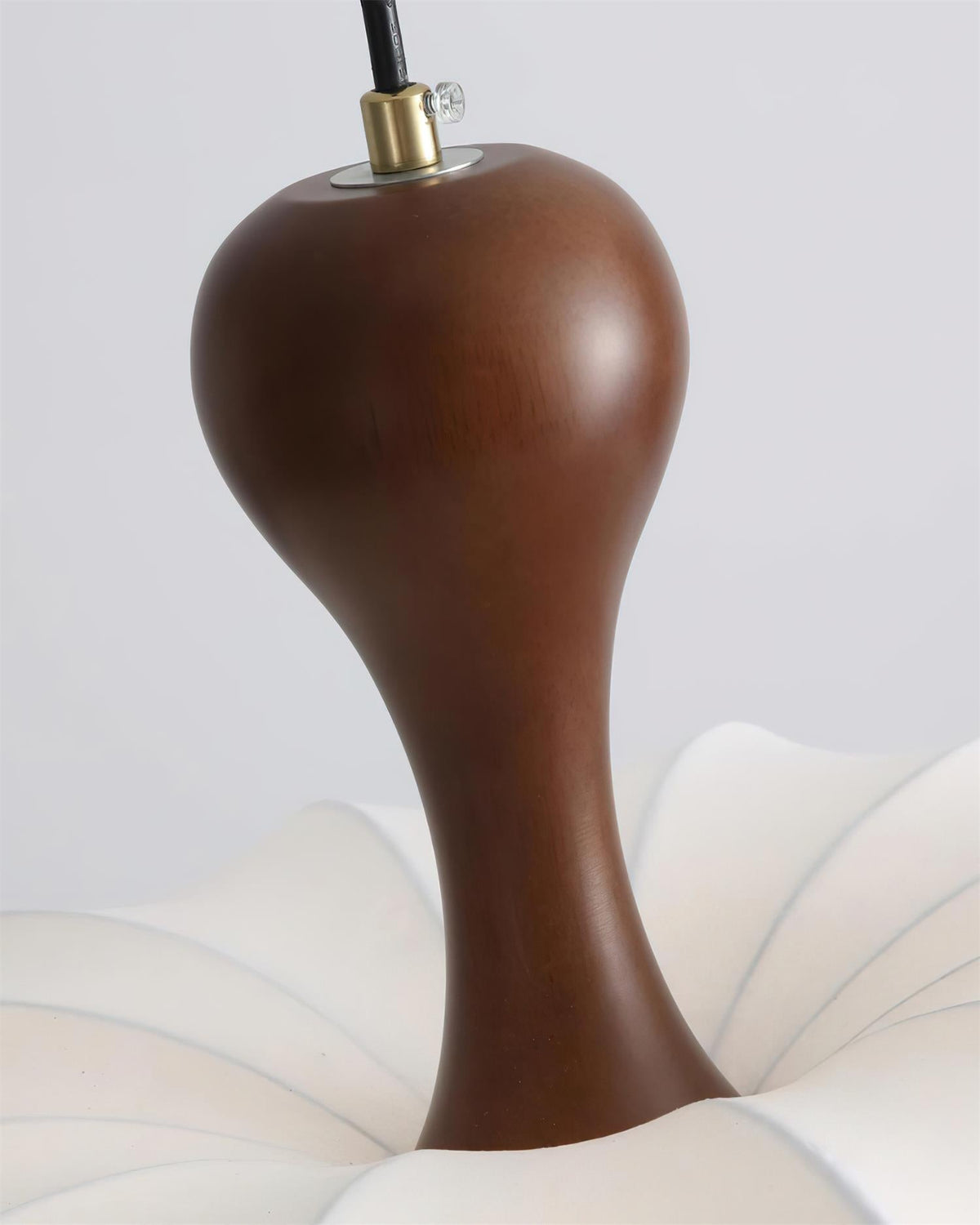 Japandi Dining Pendant Light – Organic Design with Walnut Wood Details