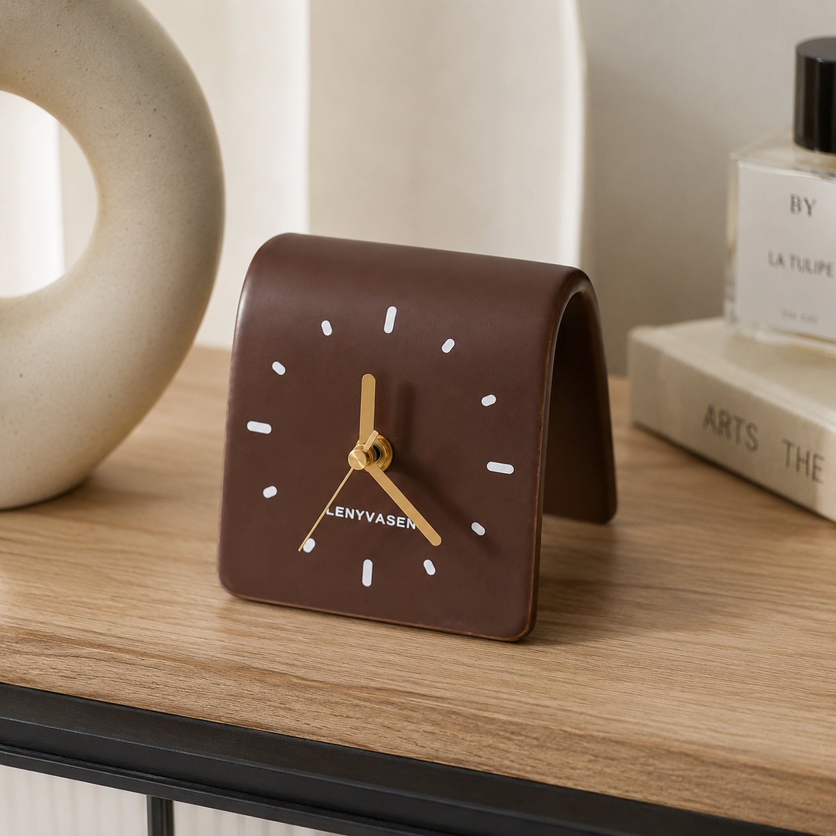 Ceramic Desk Clock – Minimalist Design with Silent Sweep Hands