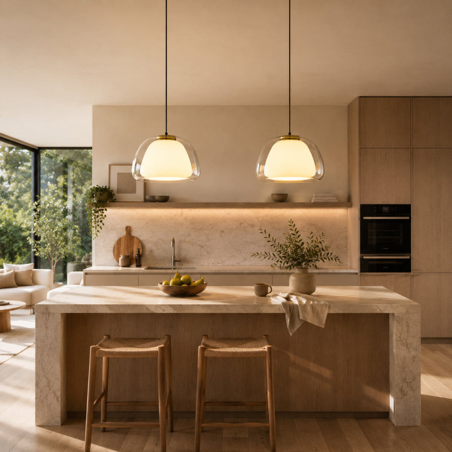 Crystalline Pendant Light – Elegant Glass Dining Light with Warm Glow