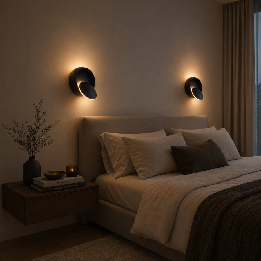 Minimalist Aluminum Wall Light – 350° Swivel Design with Flexible Lighting