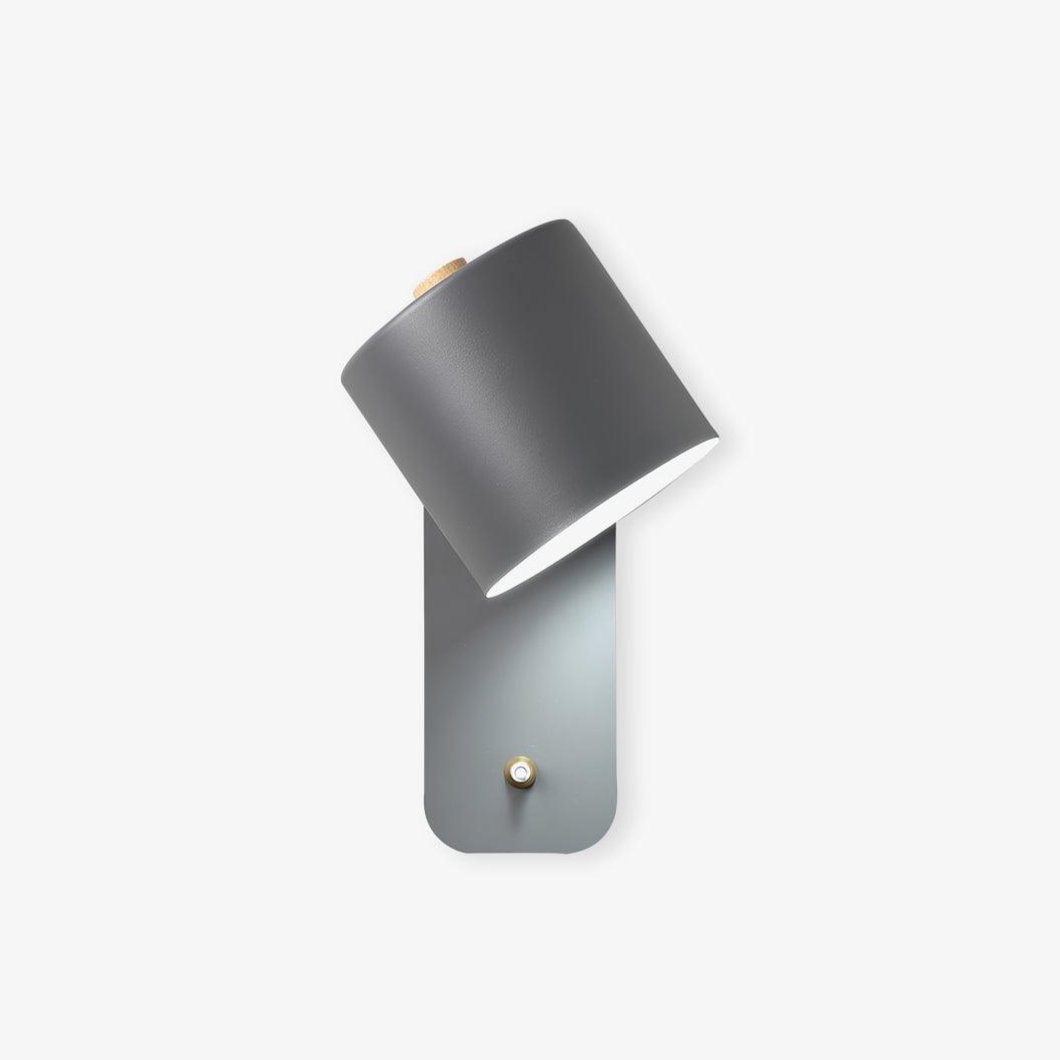 Minimalist Metal Wall Light – Swivel Spot Design with Flexible Beam Direction