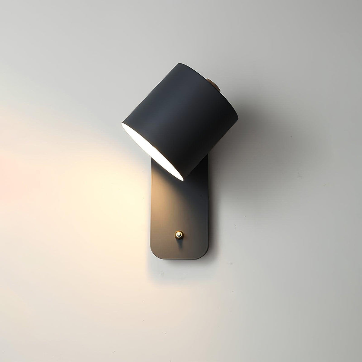 Minimalist Metal Wall Light – Swivel Spot Design with Flexible Beam Direction