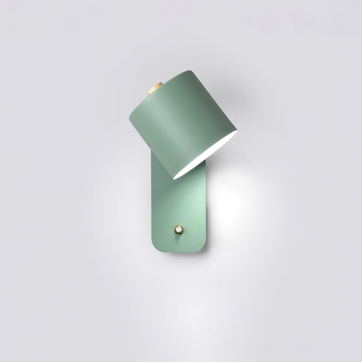 Minimalist Metal Wall Light – Swivel Spot Design with Flexible Beam Direction