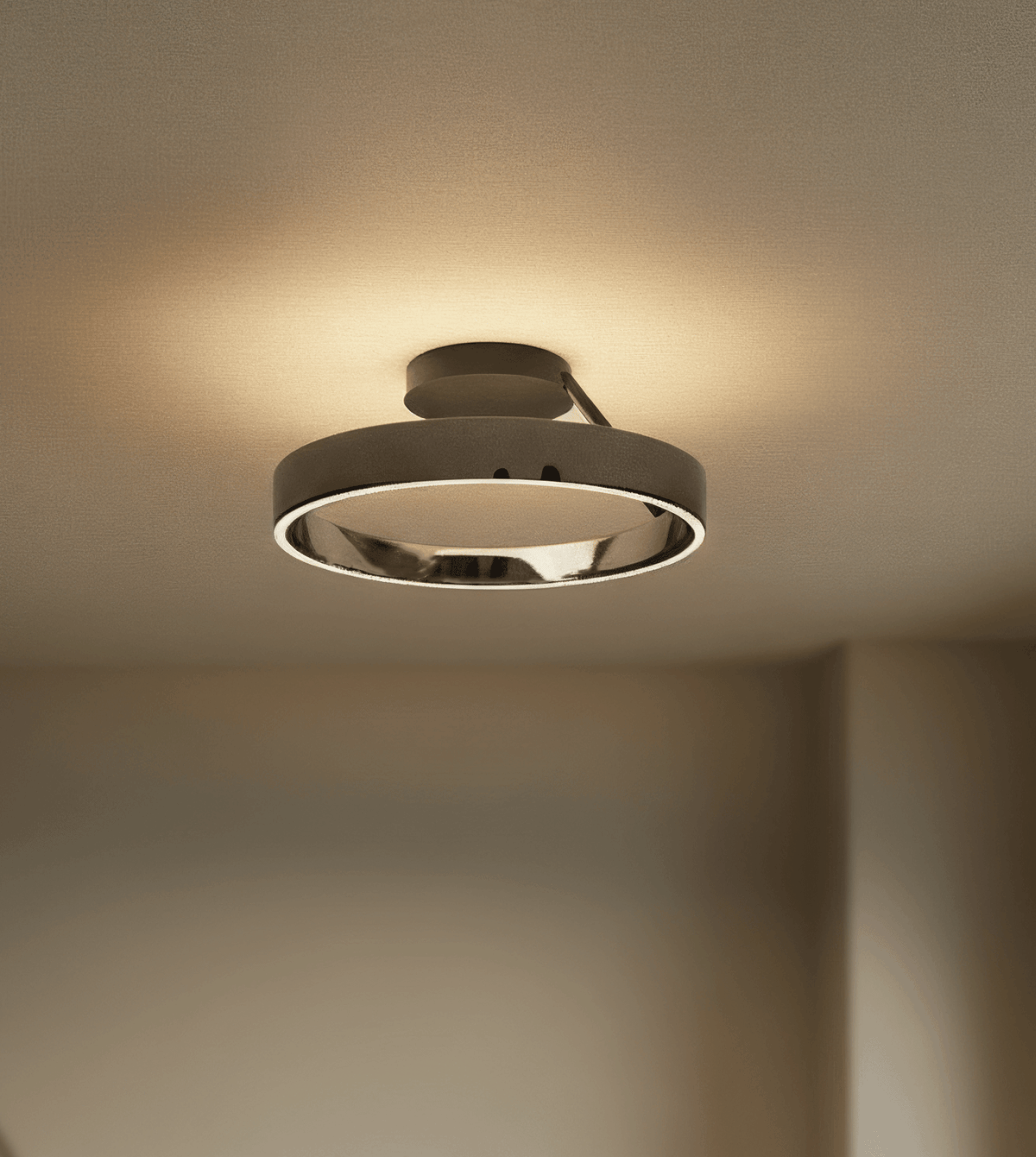Modern Aluminum Ceiling Light – Floating Ring Design with Adjustable Brightness
