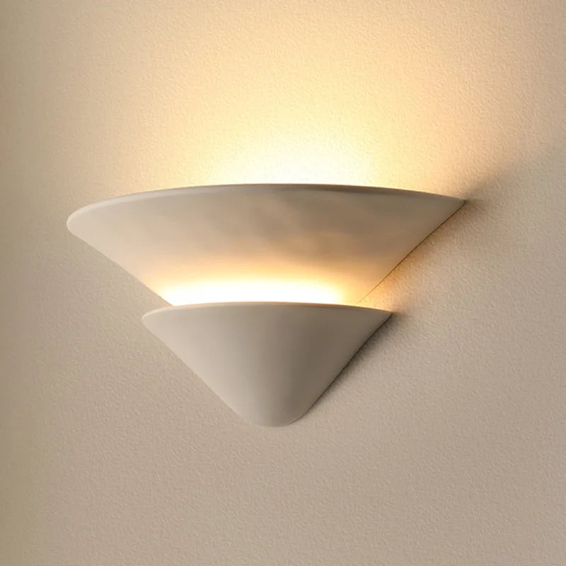 Modern Plaster Wall Light – Elegant Light Design