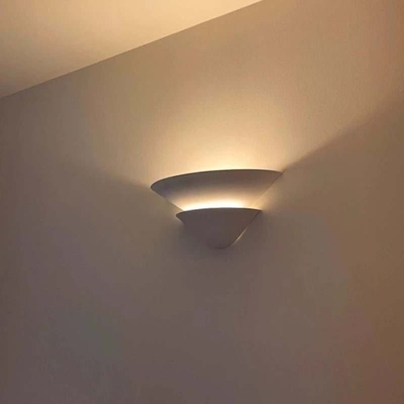 Modern Plaster Wall Light – Elegant Light Design