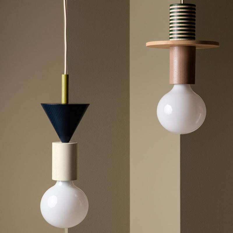 Ash Wood Pendant Light – Geometric Design with Adjustable Colors
