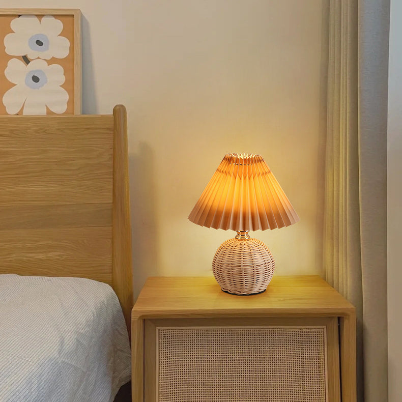 Rattan Table Lamp – Rattan and Fabric, Dimmable and Adjustable