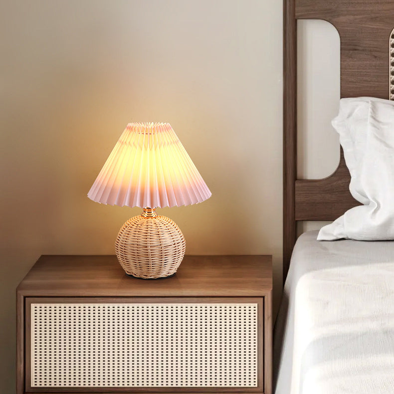 Rattan Table Lamp – Rattan and Fabric, Dimmable and Adjustable
