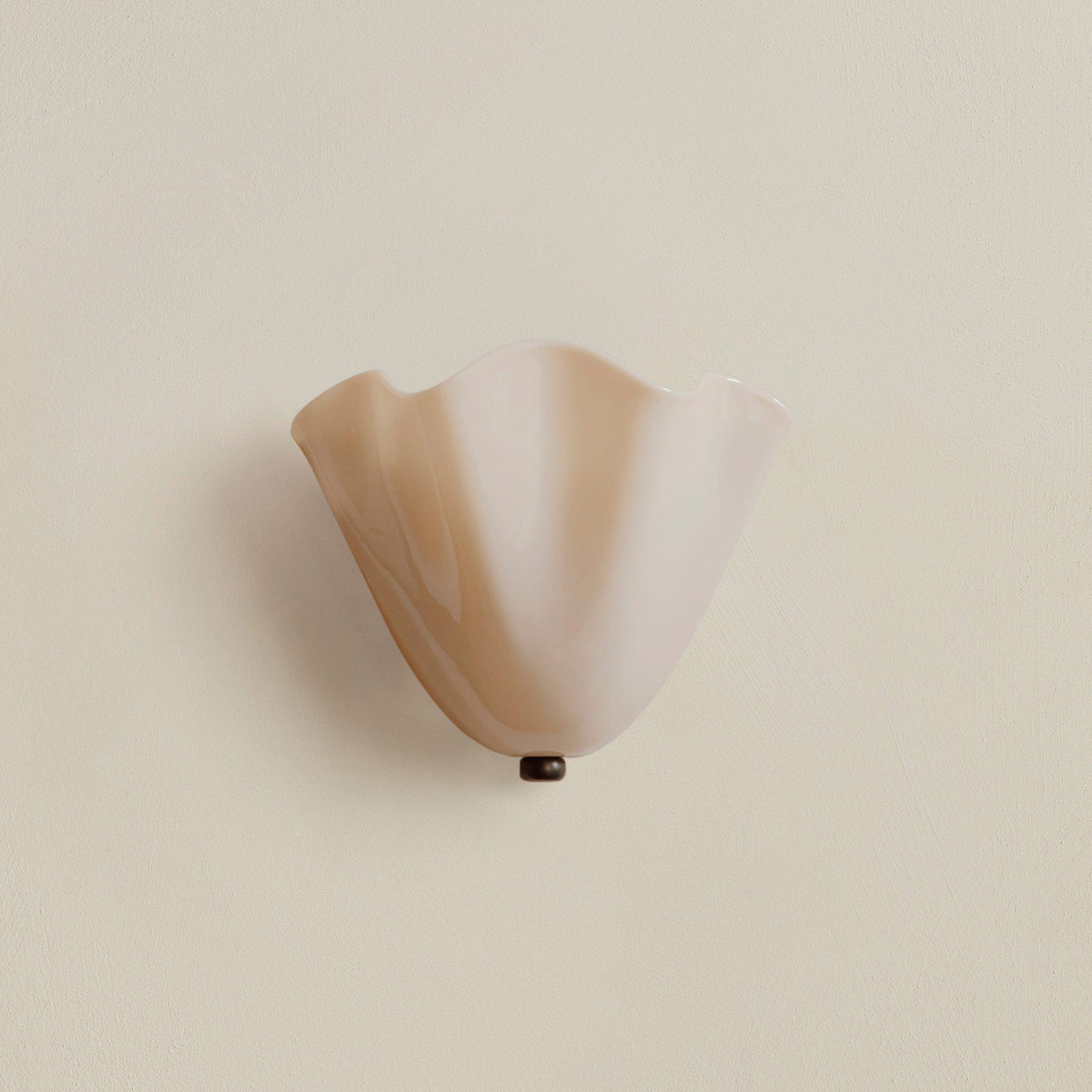 Retro Colored Glass Wall Light – Shell Design