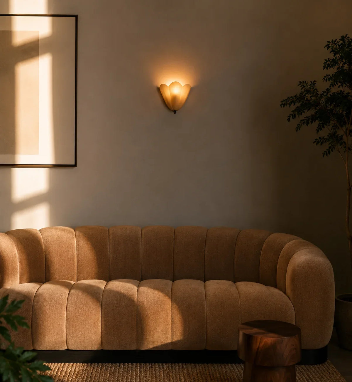 Retro Colored Glass Wall Light – Shell Design