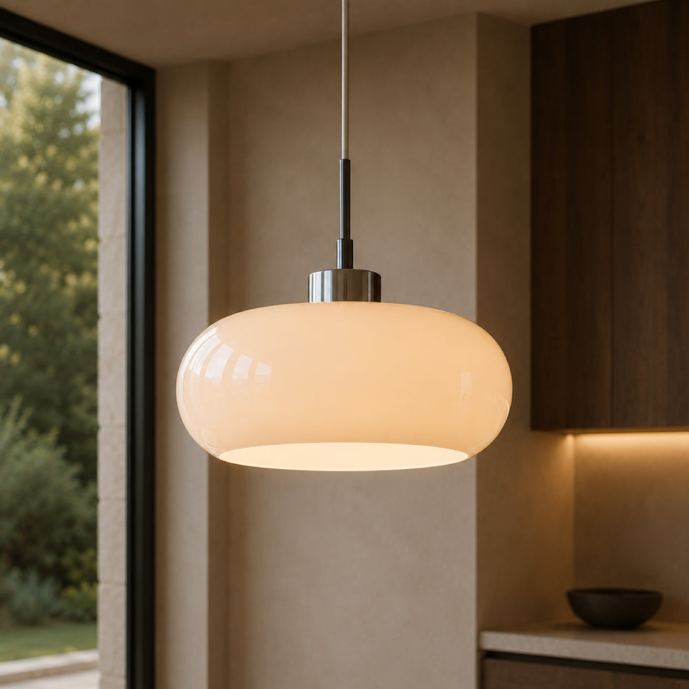 Retro Pendant Light – Elegant Glass Design for the Dining Table