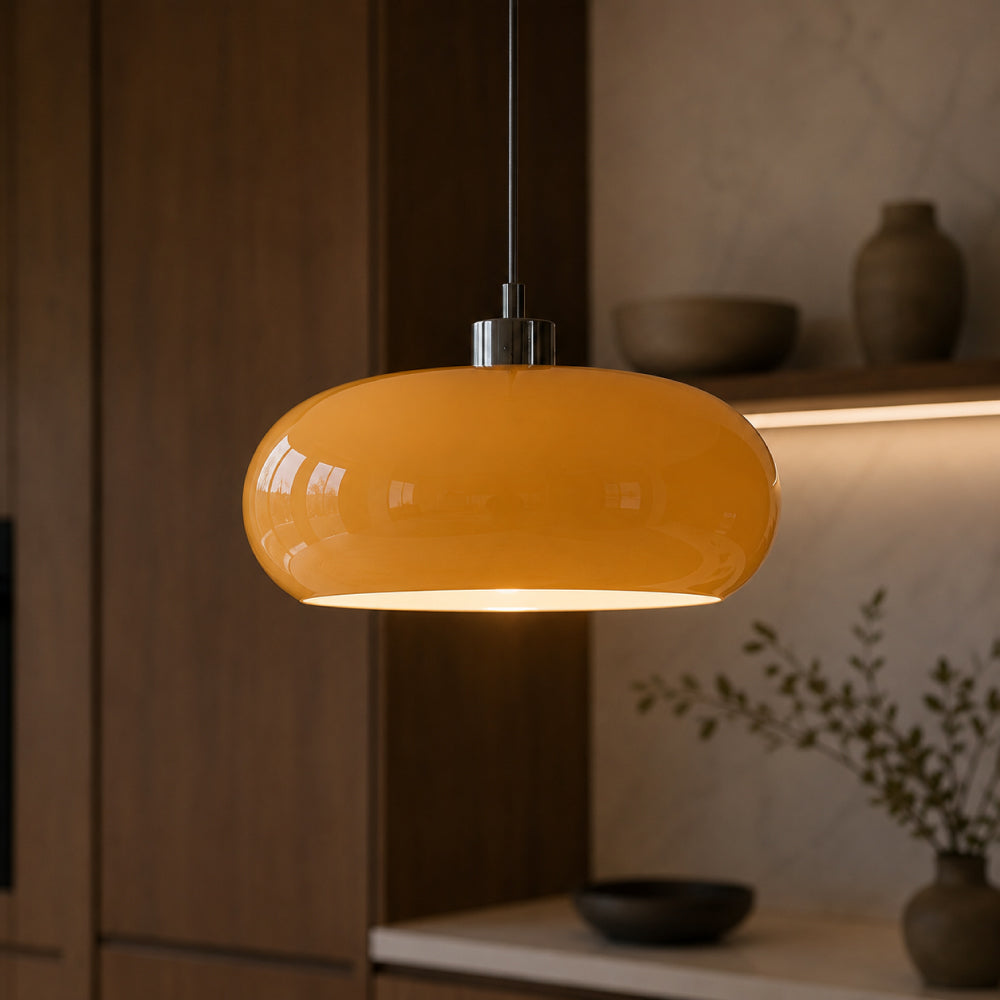 Retro Pendant Light – Elegant Glass Design for the Dining Table
