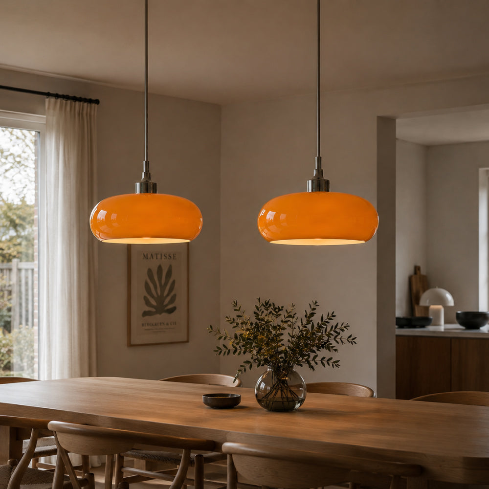 Retro Pendant Light – Elegant Glass Design for the Dining Table
