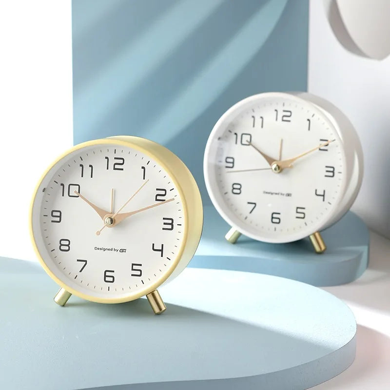 Scandinavian Metal and Glass Table Clock – Silent Seconds, Compact Design