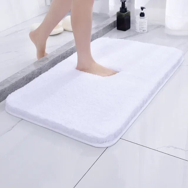 Non-Slip Microfiber Faux Fur Bath Rug – Highly Absorbent and Soft