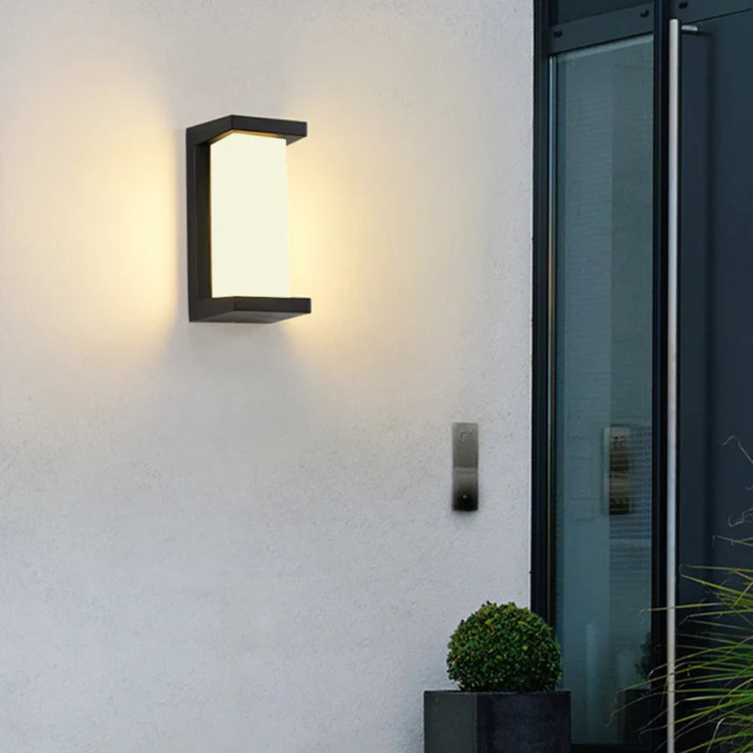 Outdoor Sensor Wall Light – Energy-Efficient LED and Weatherproof Design