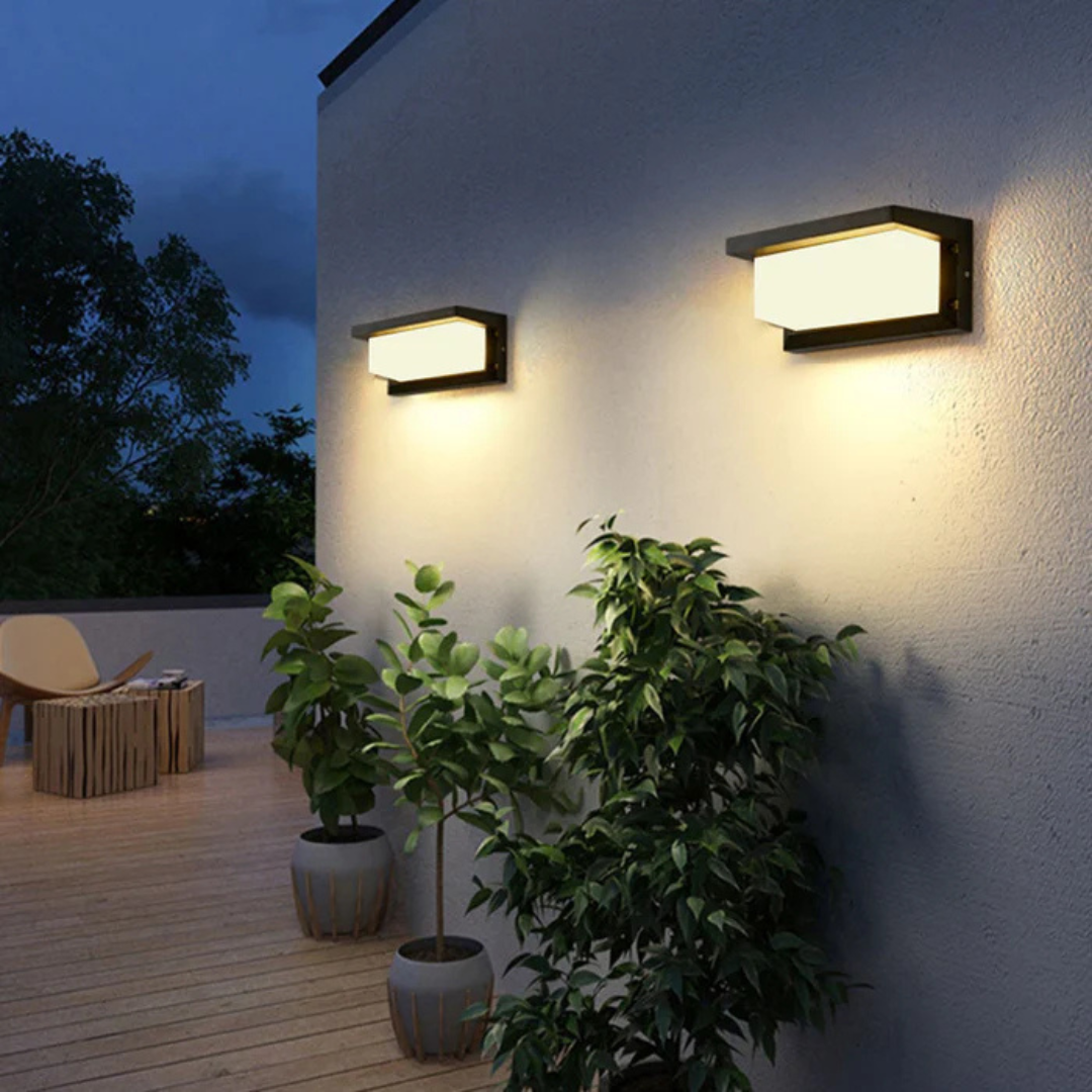 Outdoor Sensor Wall Light – Energy-Efficient LED and Weatherproof Design