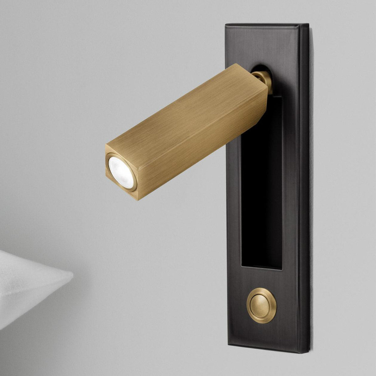 Bedroom Wall Light – Slim Design with Adjustable Lighting