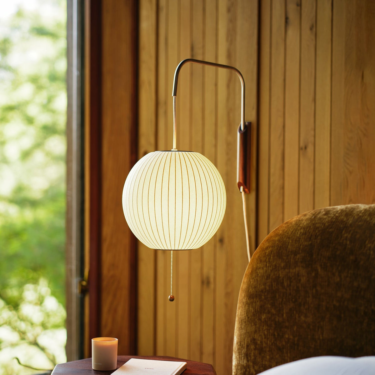 Metal Wall Light – Adjustable Arm with Plug-In Design
