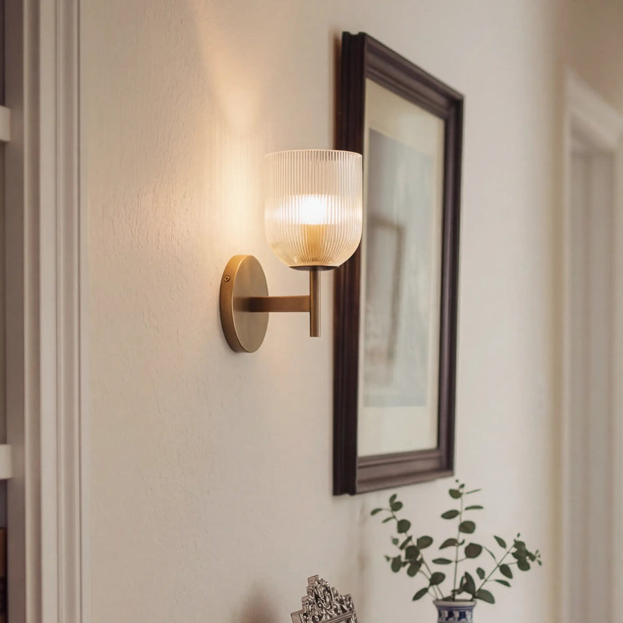 Vintage Ribbed Glass Wall Light – Elegant Brass Details for Living Rooms