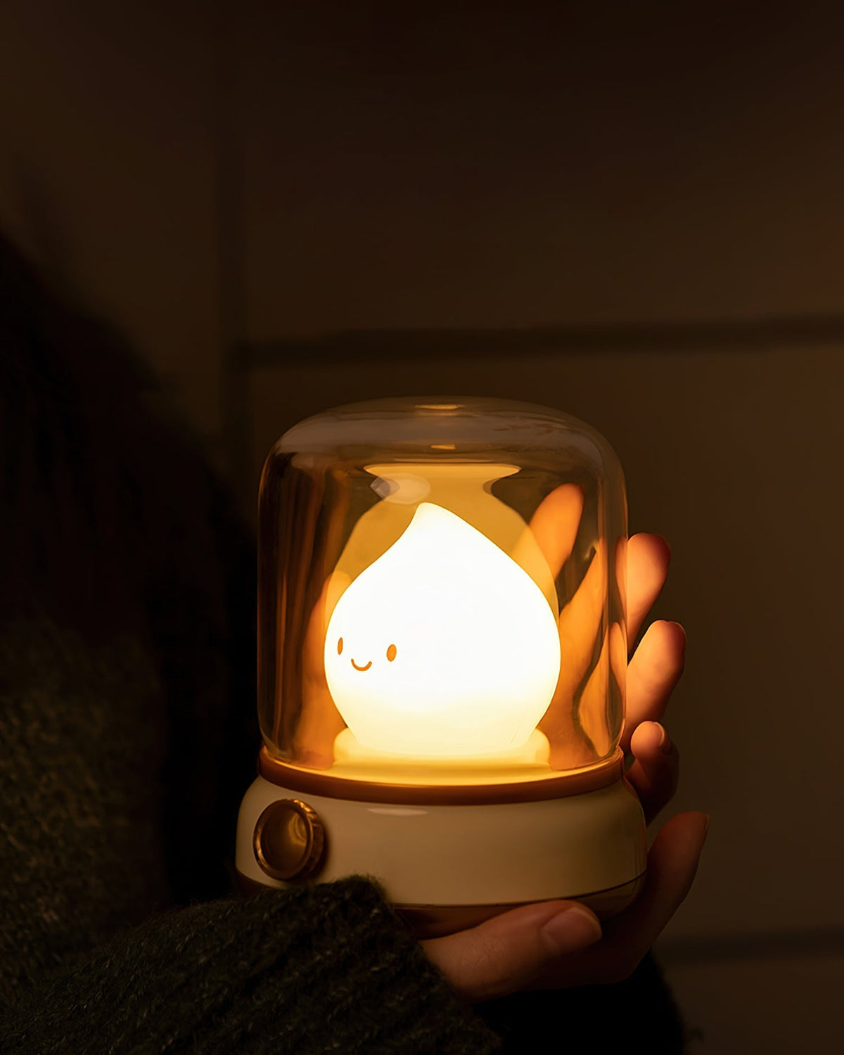 LED Bedside Lamp with Flame Effect – Touch Control and USB-C Charging