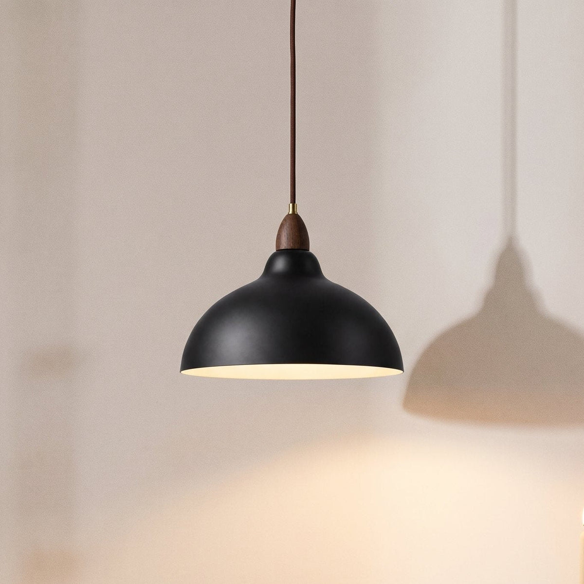 Kaly's Scandinavian Pendant Light