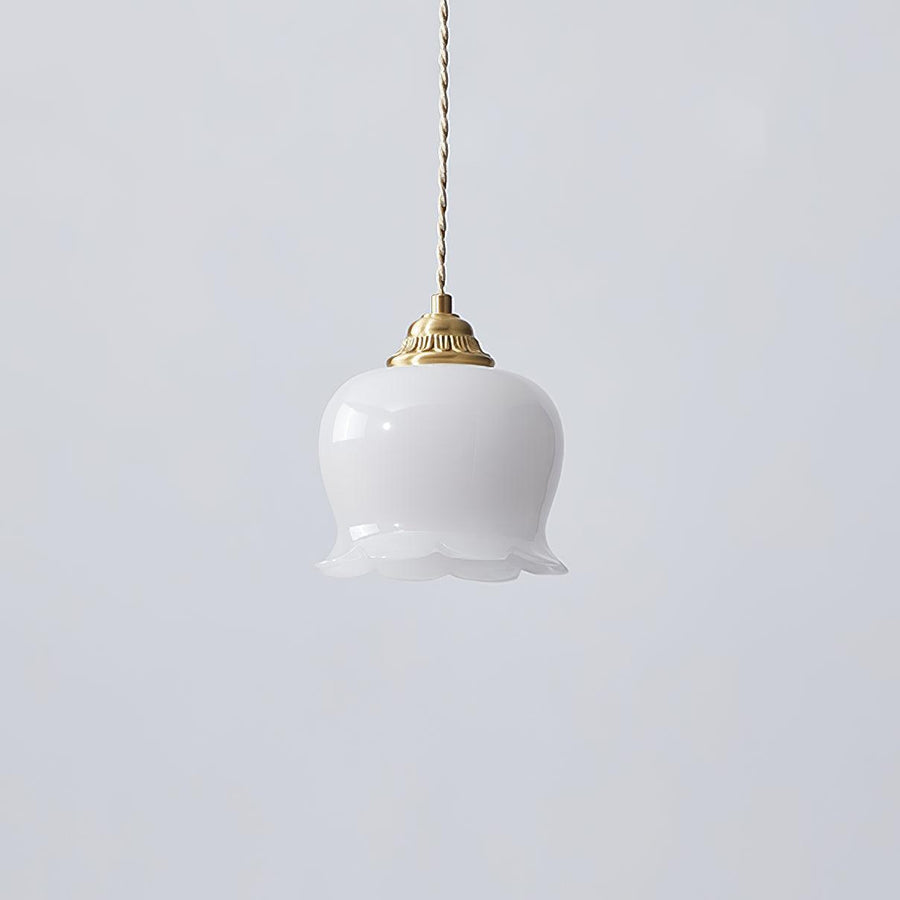 Floral Pendant Light – Compact Design with Soft Light